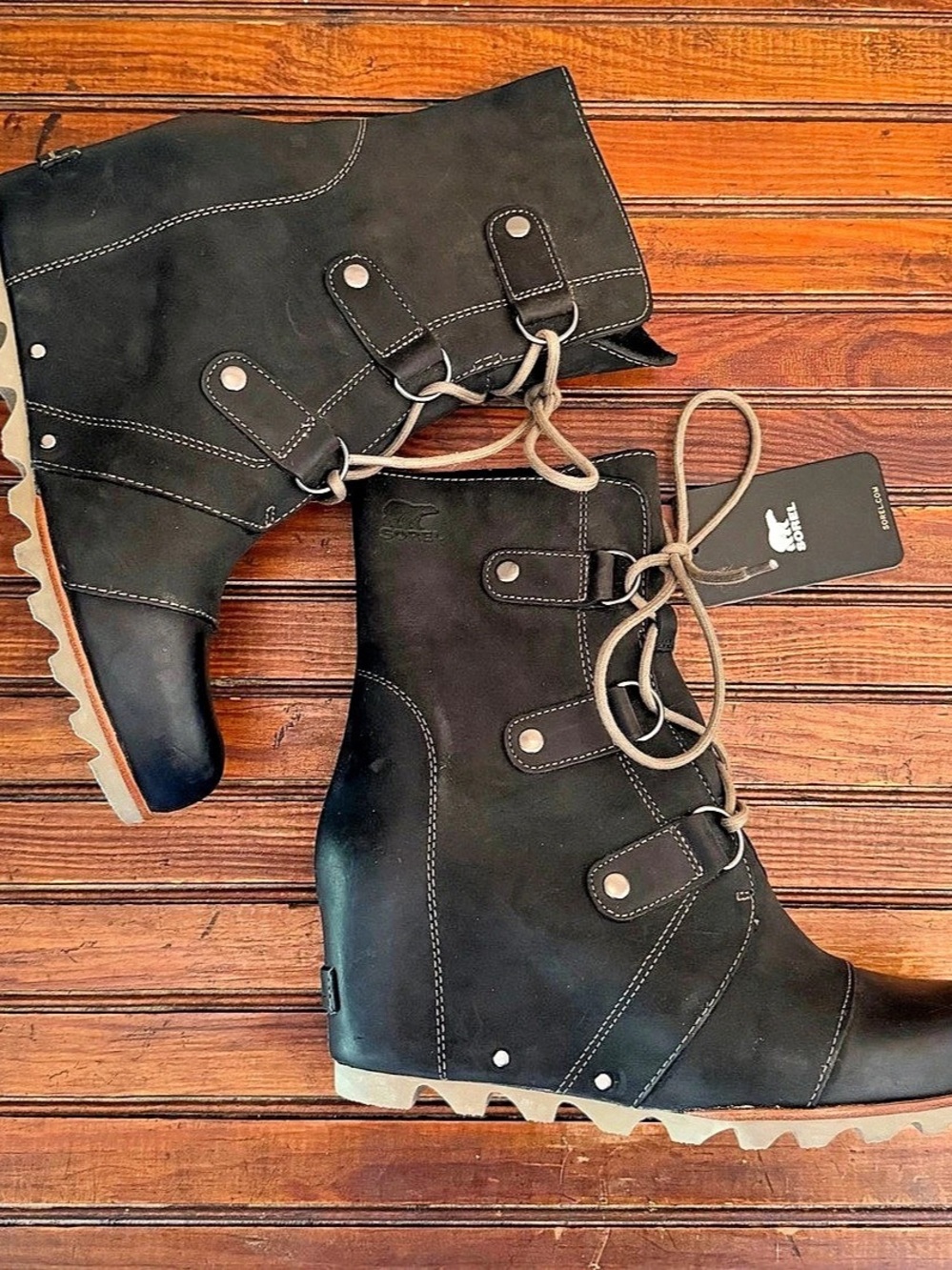 Sorel Joan of Arctic. Wedge. Boot. Black. Size 10. NWT.